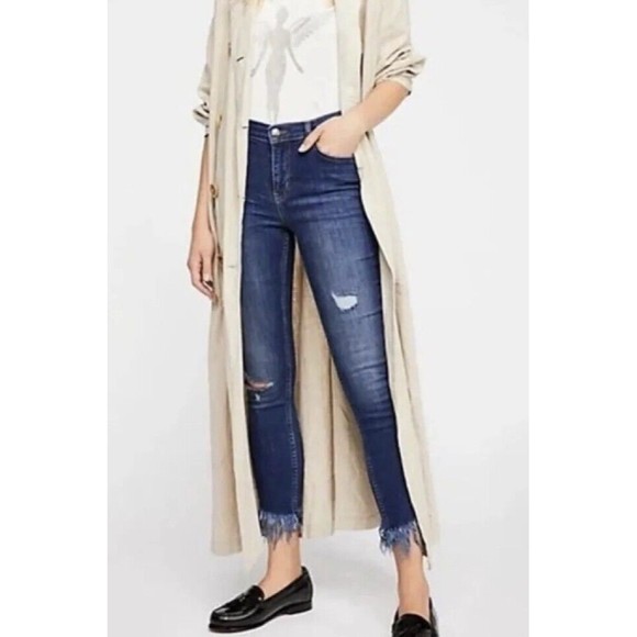 Free People Denim - Free People Great Heights Frayed Jeans Medium Wash Distressed Size 27